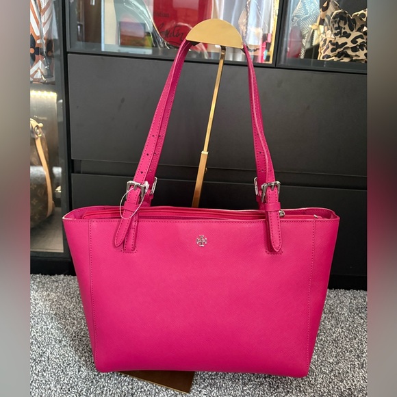 Tory Burch Fuchsia Leather Tote with Logo Accent - Picture 4 of 13